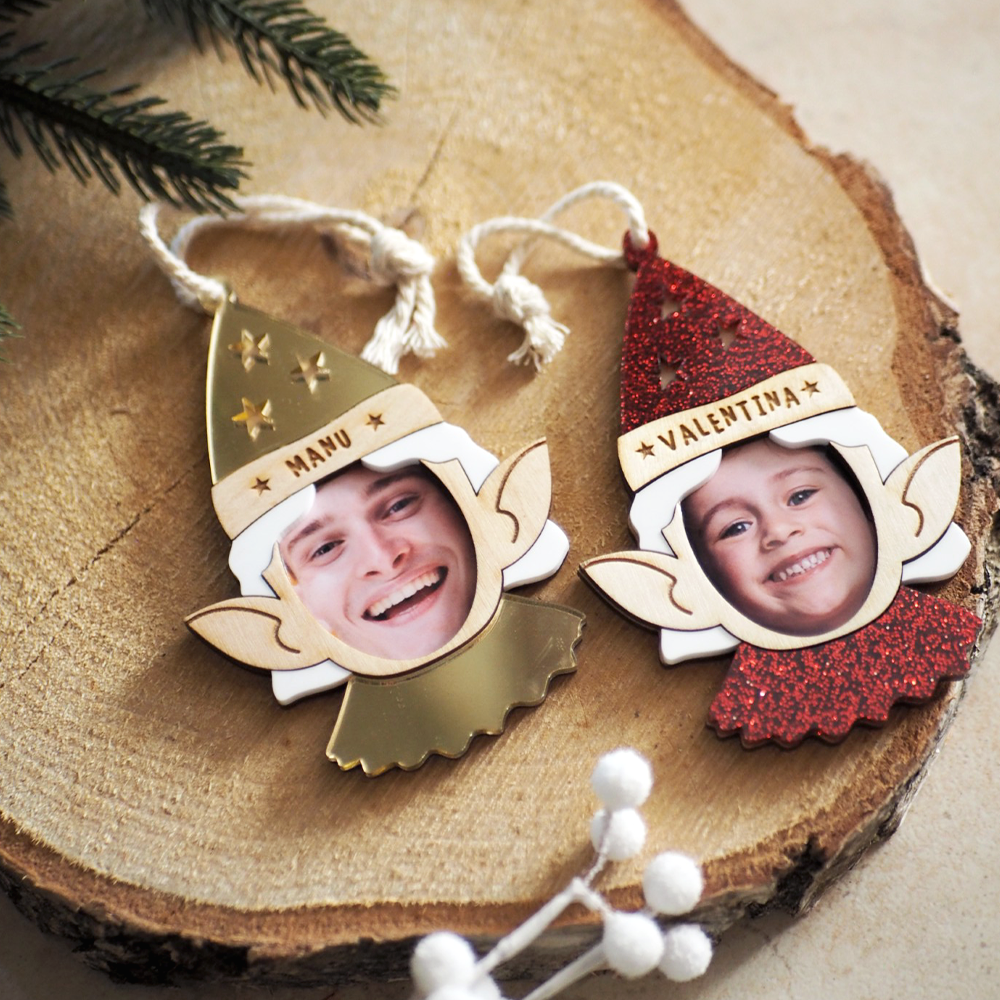 Elfo personalizado de Navidad con foto y nombre grabado en madera y acrílico