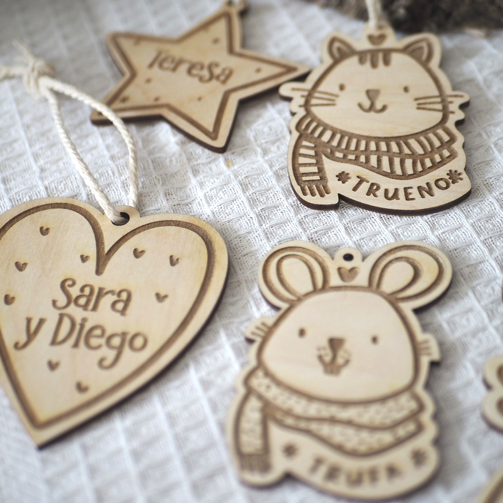 decoración navideña de madera personalizada